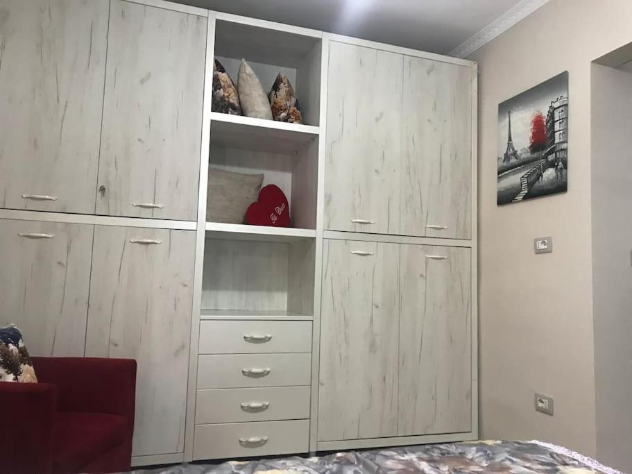 Warm Apartment In The Center Of Tirana City Ngoại thất bức ảnh