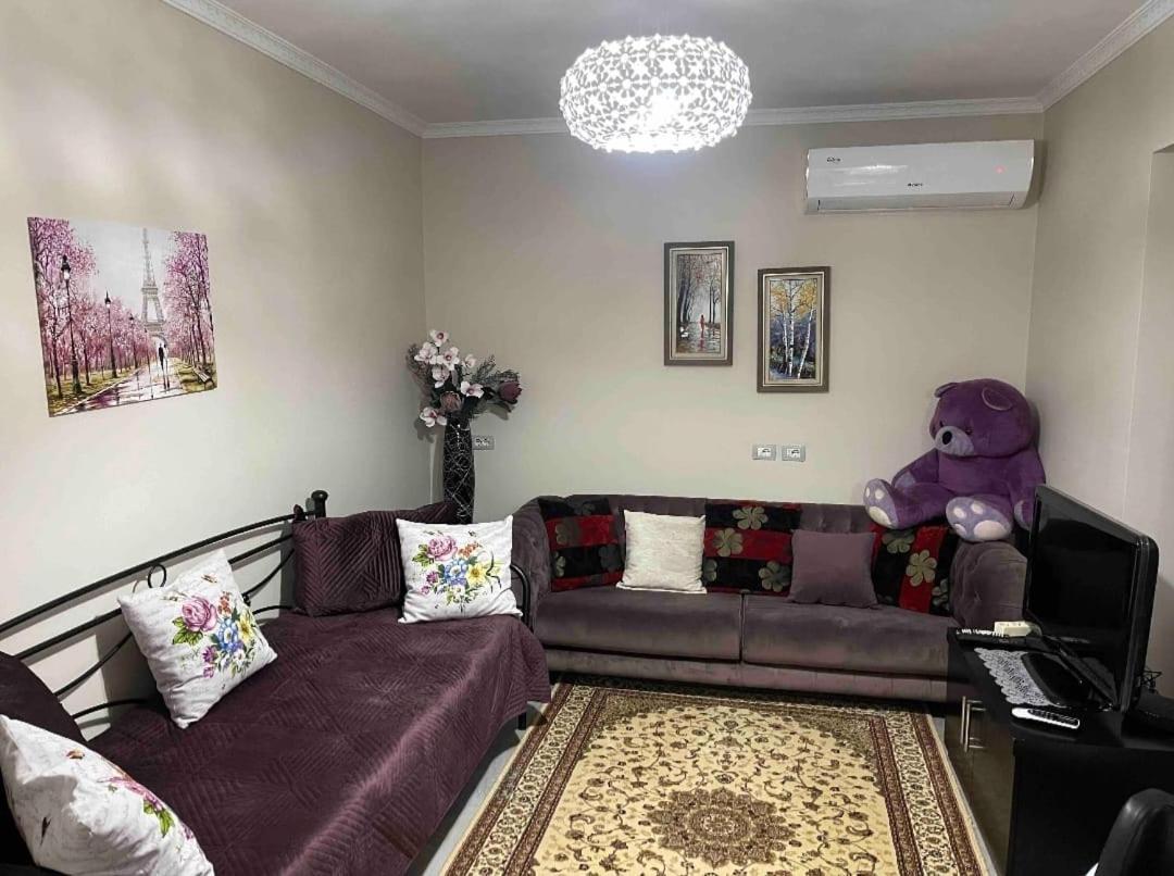 Warm Apartment In The Center Of Tirana City Ngoại thất bức ảnh